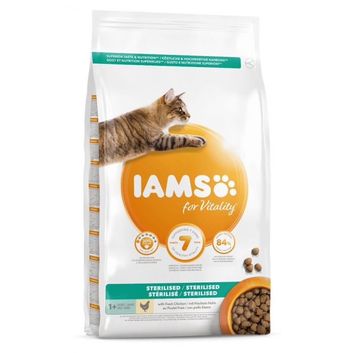 IAMS Vitality стерилизованная курица для кошек 10 кг