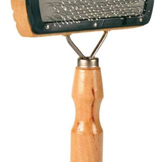 Soft brush, wood/metal bristles, 10 × 18 cm