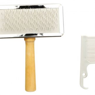 Soft brush, wooden handle/metal bristles, 9 × 13 cm