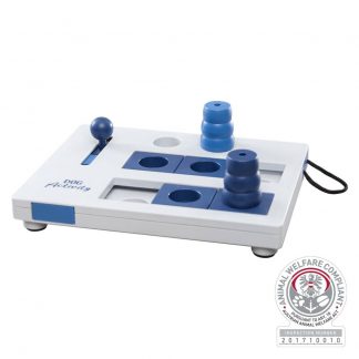 Dog Activity Mini Mover strategy game, 25 × 20 cm