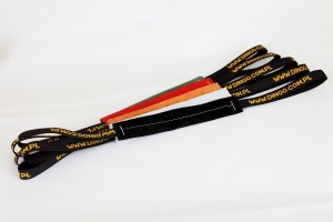 DINGO SPORT Skórzany gryzak dla psa z dwoma uchwytami 4cmx15cm - czarny