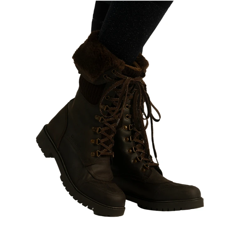 Boots Flags & Cup Karkola