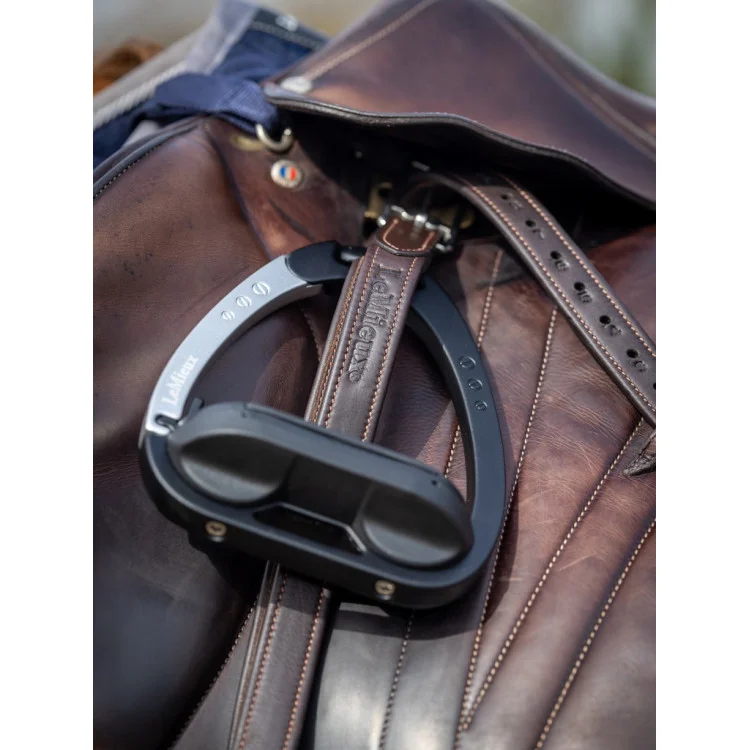 Etrivières LeMieux Vector