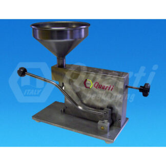 Filling machine for royal jelly bottling