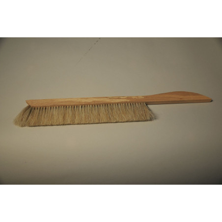 Large light hair brush