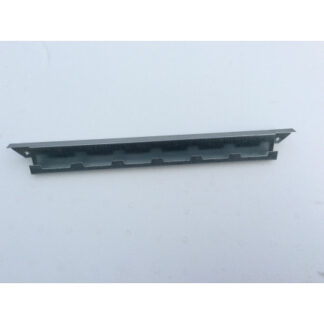 Metal sheet protection spacer for polystyrene box