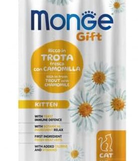 Monge Snack Gatto Gift Stick Kitten gusto Trota con Camomilla, snack per gatti cuccioli di tutte le taglie | 3 confezioni da 45 grammi l’una.