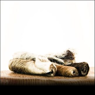 Testa della pelle bovina con pelliccia – 1000 G – di George and Bobs