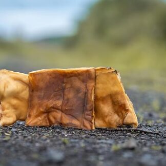 123... Hund dabei! - Pelle bovina secca naturale di alta qualità, 2,5 kg, per cani – 100% naturale e senza cereali – per denti forti e gengive sane – 100% prodotto naturale (2,5 kg, piastre per cuoio