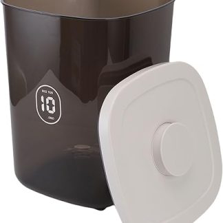 Элегантный, герметичный контейнер для хранения корма для домашних животных объемом 10 литров. Прочный, вакуумно-запечатанный контейнер из ПЭТ для собак и кошек. Просторный дизайн.