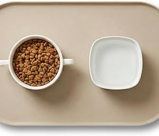 Подстилка под миску для собаки, без бисфенола-А, силиконовый коврик с бортиками, резиновая подстилка для мисок с едой и водой, бежевая, овальная, стильная, минималистичная подстилка для домашних животных, 44 x