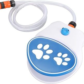 Прочный фонтанчик для собак обеспечивает мгновенное увлажнение организма свежей водой, автоматическое пополнение и большую педаль, предотвращающую обезвоживание.