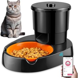 Автоматическая кормушка для животных, дистанционное управление через приложение, функция кормления по таймеру, большой контейнер для корма, точный контроль порций.