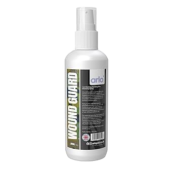 Wound Guard Antibacterial Spray 300ml | Dog & Cat Skin Cleansing Mist for Minor Cuts, Grazes & Hot Spots | No-Sting Moisture Shield for Irritated Skin | Pet First Aid Formula for Animals