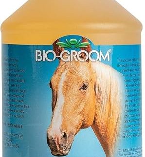 Шампунь для лошадей Bio-Groom Golden Glanz с протеином и ланолином - содержит кокосовое масло - предотвращает сухость и перхоть - изготовлен из 100% возобновляемых источников.